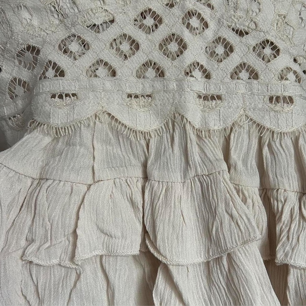 Lace Ruffle Top in Beige - Picture 4 of 7